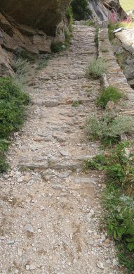 Rifugio Savoia (2534 m) <--> Pont (1960 m)